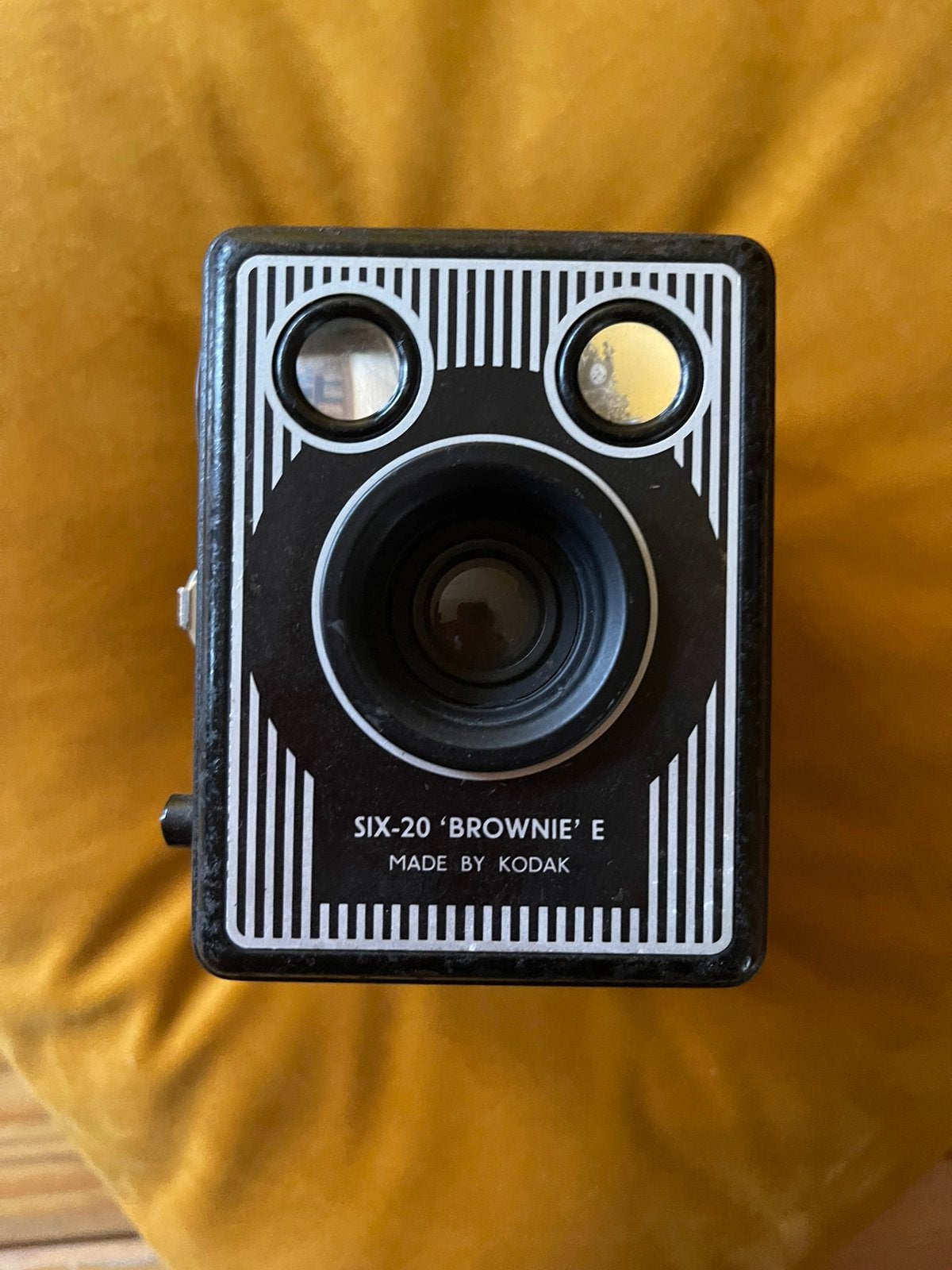 Vintage Kodak Six-20 Brownie model E boxcamera, Ophalen of Verzenden, Voor 1940, Fototoestel