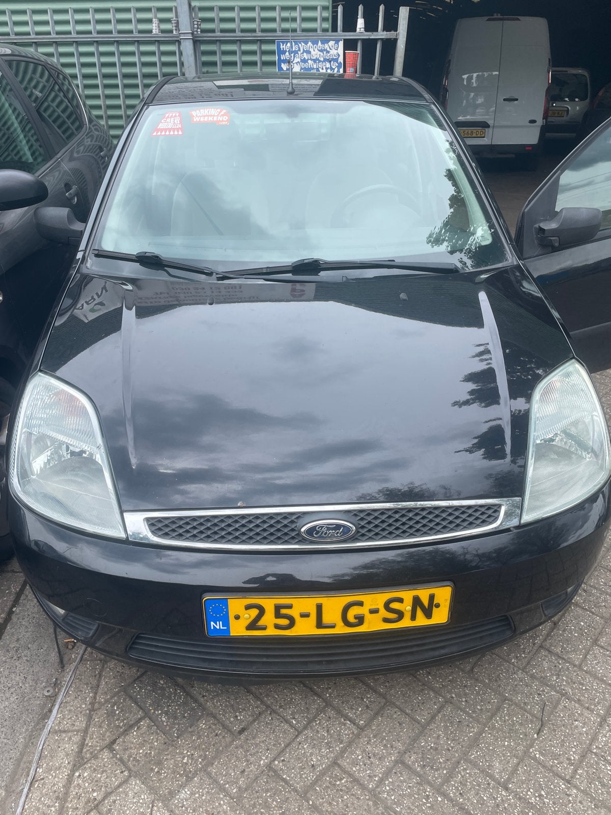 Ford Fiësta 1.6 16V 5DR 2003 Zwart, Ophalen of Verzenden, Gebruikt