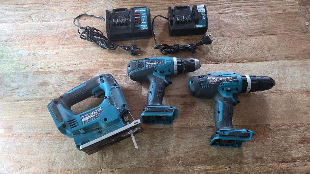 makita Klopboor/schroef en boor-/schroef mach +Decoupeerzaag, Ophalen, Gebruikt, Boor- en Schroefmachine, Minder dan 400 watt