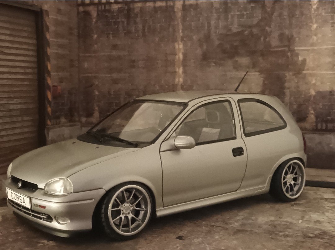 1:18 OPEL CORSA B GSI ombouw, Hobby en Vrije tijd, Ophalen, Zo goed als nieuw, Auto, Overige merken
