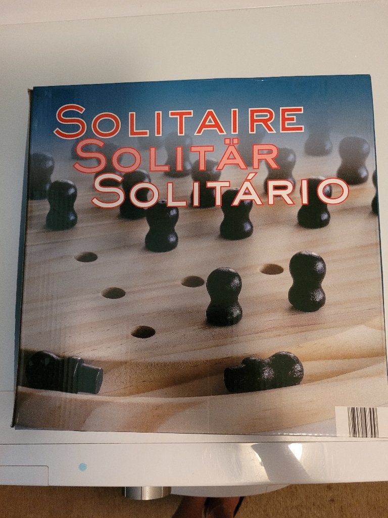 Solitaire. Hout.  Nieuw, Een of twee spelers, Ophalen of Verzenden, Nieuw