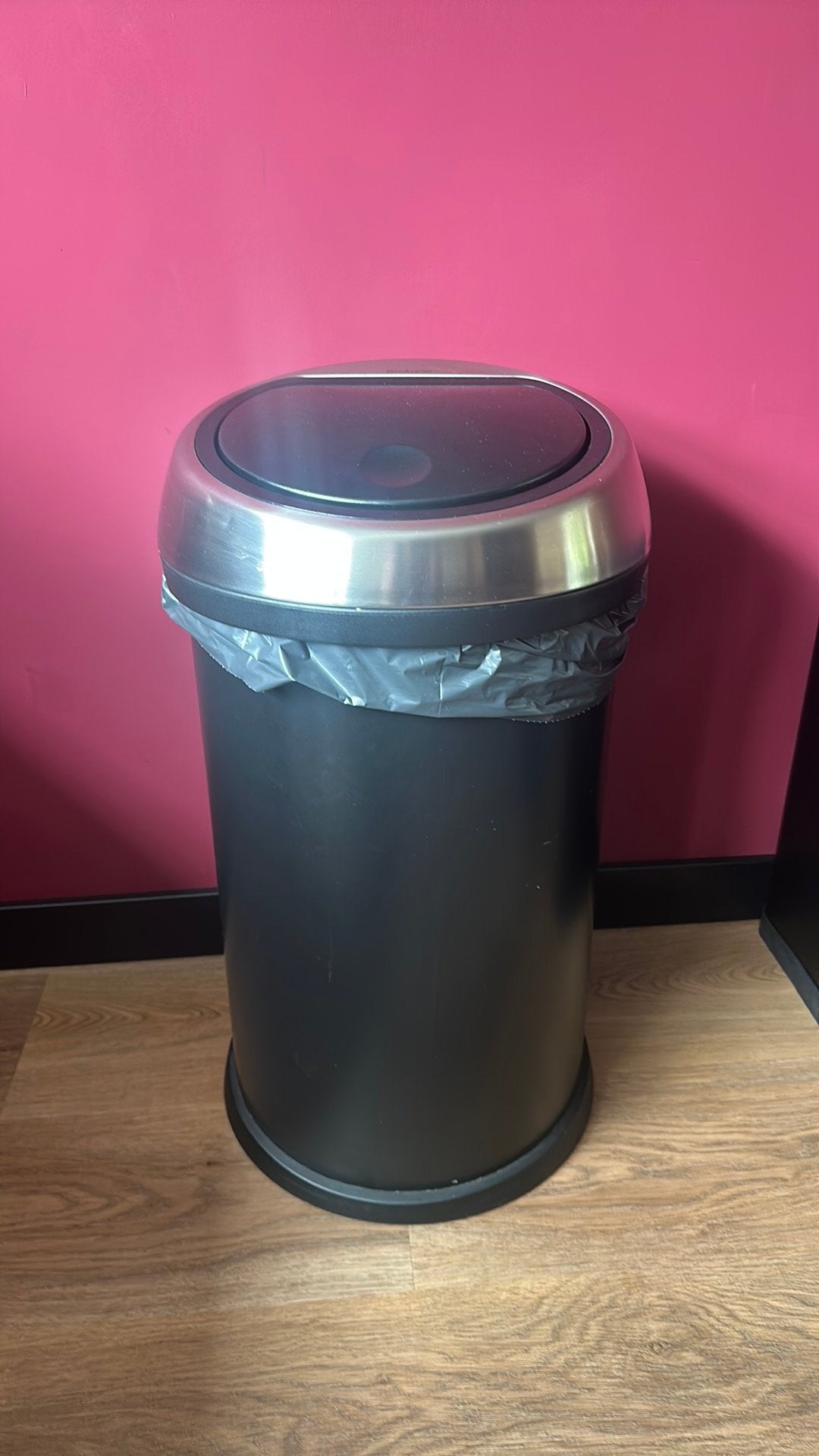 Prullenbak brabantia 60 liter, Gebruikt, 50 tot 75 cm, 40 liter of meer, Ophalen of Verzenden