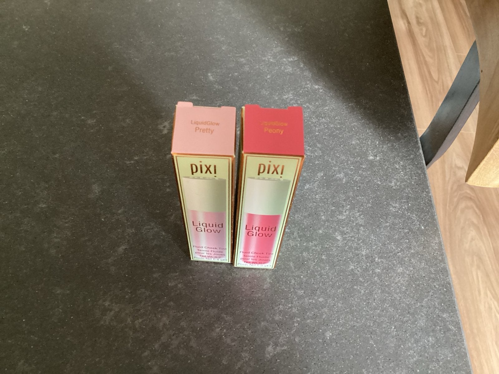 Pixi Liquid Glow - Pretty & Peony (één keer gebruikt), Wangen, Ophalen of Verzenden, Zo goed als nieuw, Make-up