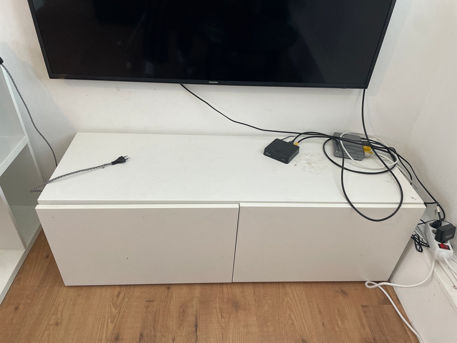 Ikea Besta tv-meubel met twee lades, Ophalen, Overige materialen, Gebruikt, 100 tot 150 cm