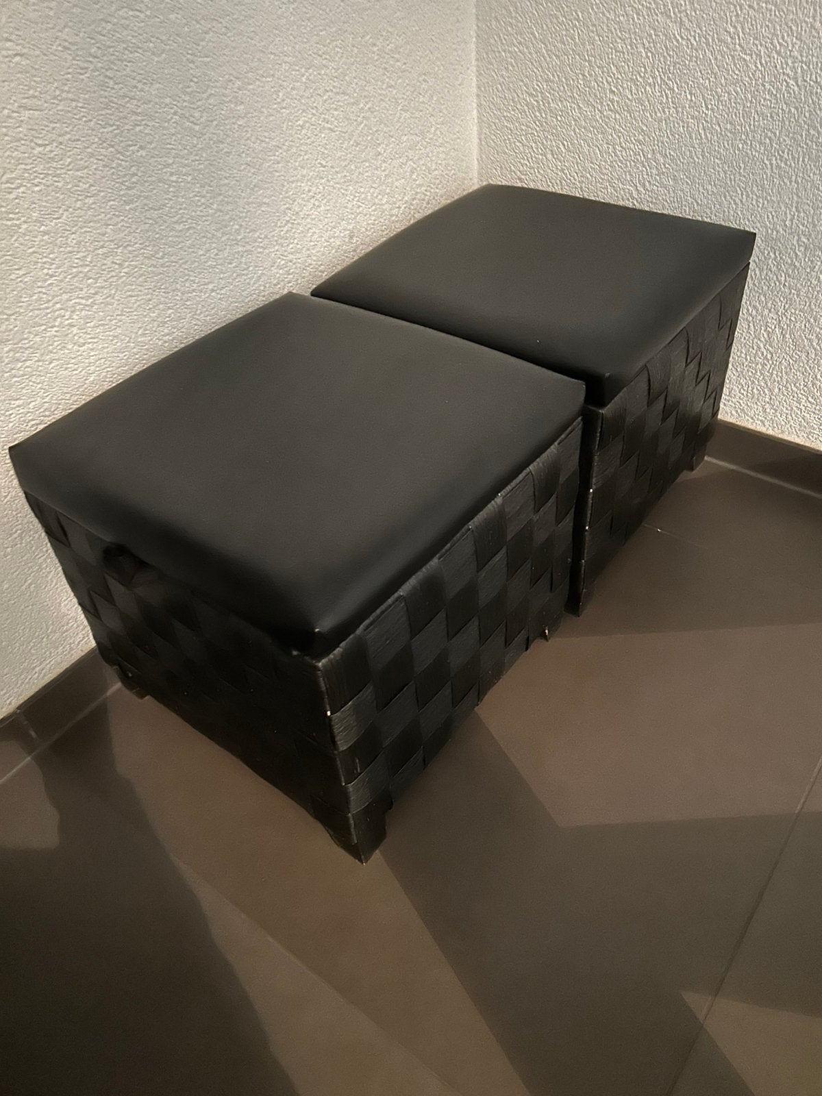 Zwarte riete opbergbox 2x, Minder dan 50 cm, Rond, Leer, Ophalen of Verzenden