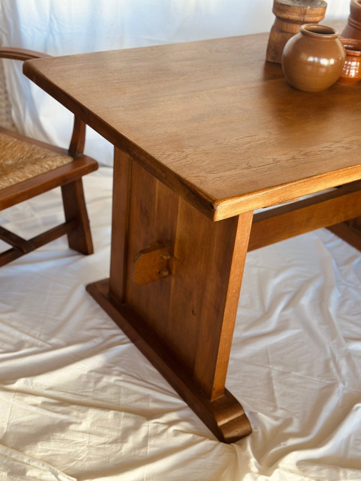 Kloostertafel eettafel hout brutalisme 140 lang, Antiek en Kunst, Ophalen of Verzenden