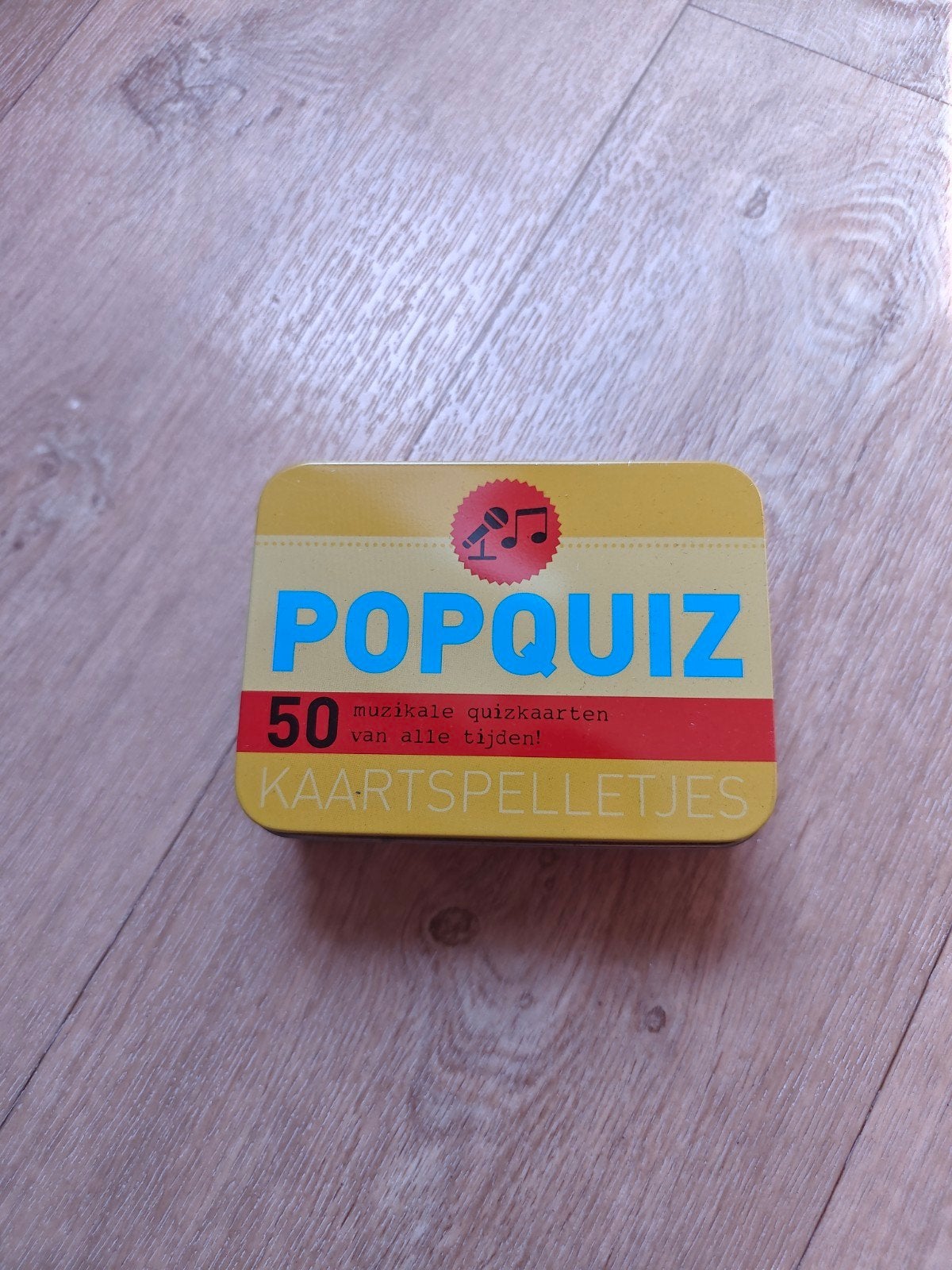 Popquiz Kaartspelletjes - 50 Muzikale Quizkaarten, Vijf spelers of meer, Ophalen of Verzenden, Gebruikt, Onbekend