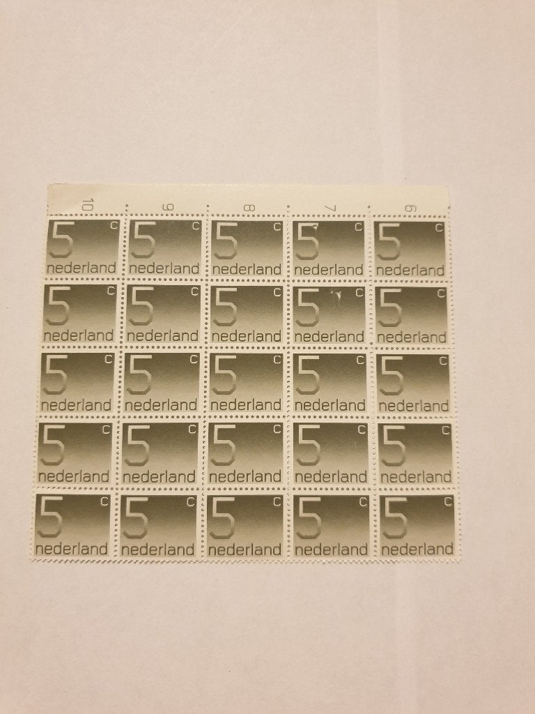 0749 nederland blok van 25 st van 5 ct postfris, Verzenden