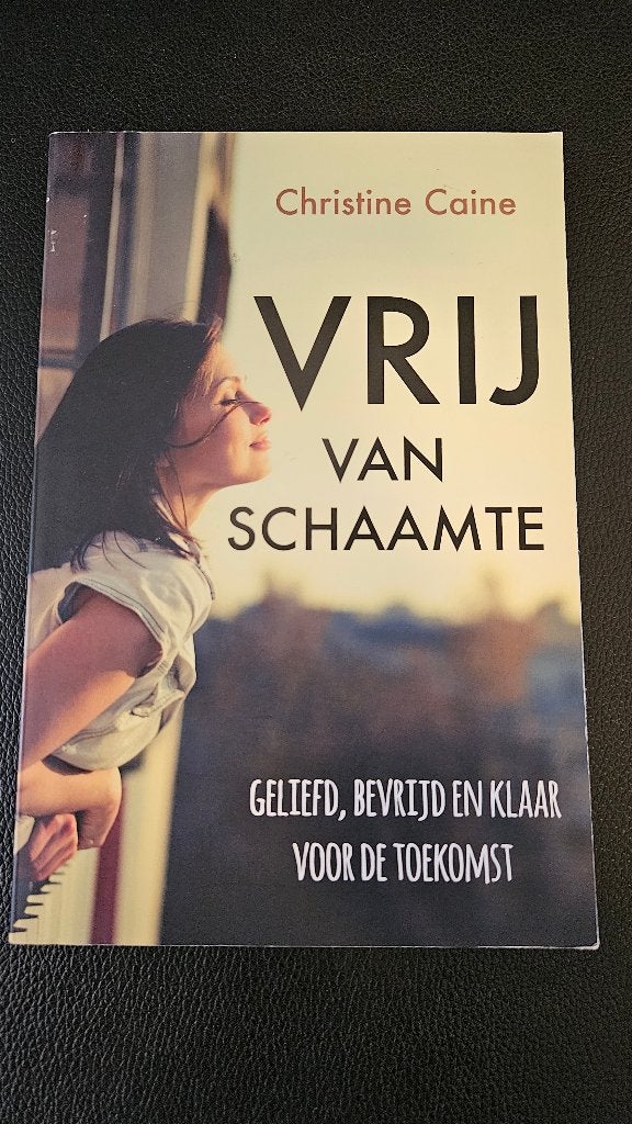 Vrije van schaamte - Christine Caine, Boeken, Christine Caine, Christendom | Katholiek, Ophalen of Verzenden, Zo goed als nieuw