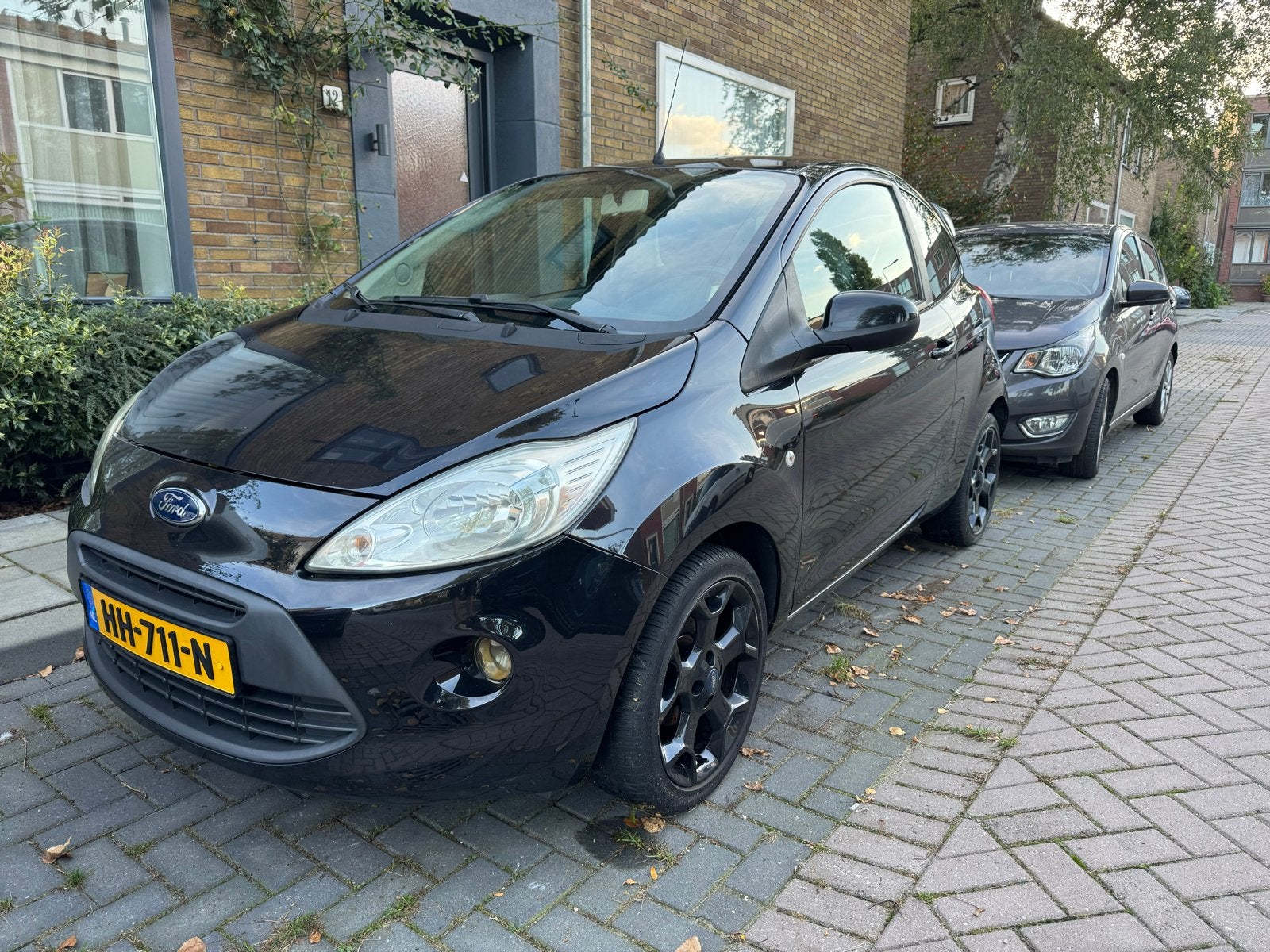 Ford Ka 1.2 Airco Pano Stoelverwarming nw APK grote beurt, Auto's, Voorwielaandrijving, 1242 cc, 4 cilinders, 4 stoelen
