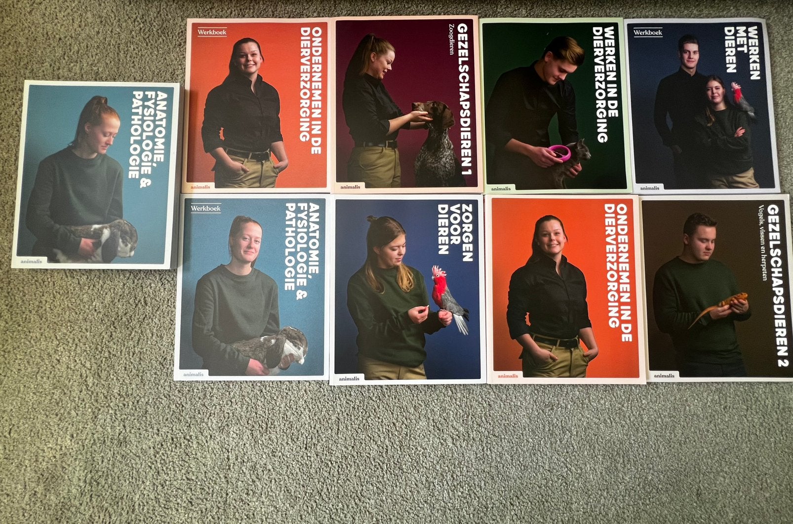 Animalis boeken compleet (Niveau 4 dierverzorging), Ophalen, Zo goed als nieuw, Overige niveaus, Overige vakken