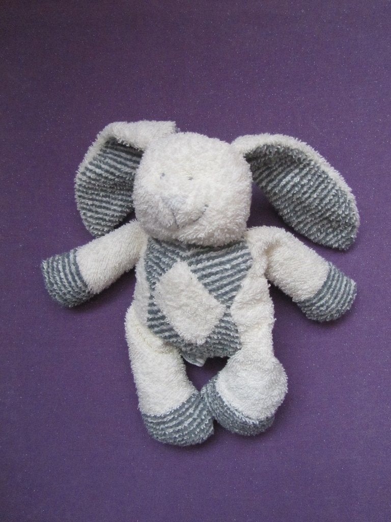 HAPPY HORSE Knuffel KONIJN DONNA UIT 1999. 28 CM **Nieuw**, Kinderen en Baby's, Happy Horse, Ophalen of Verzenden, Met label, Middelgroot (20 tot 80 cm)