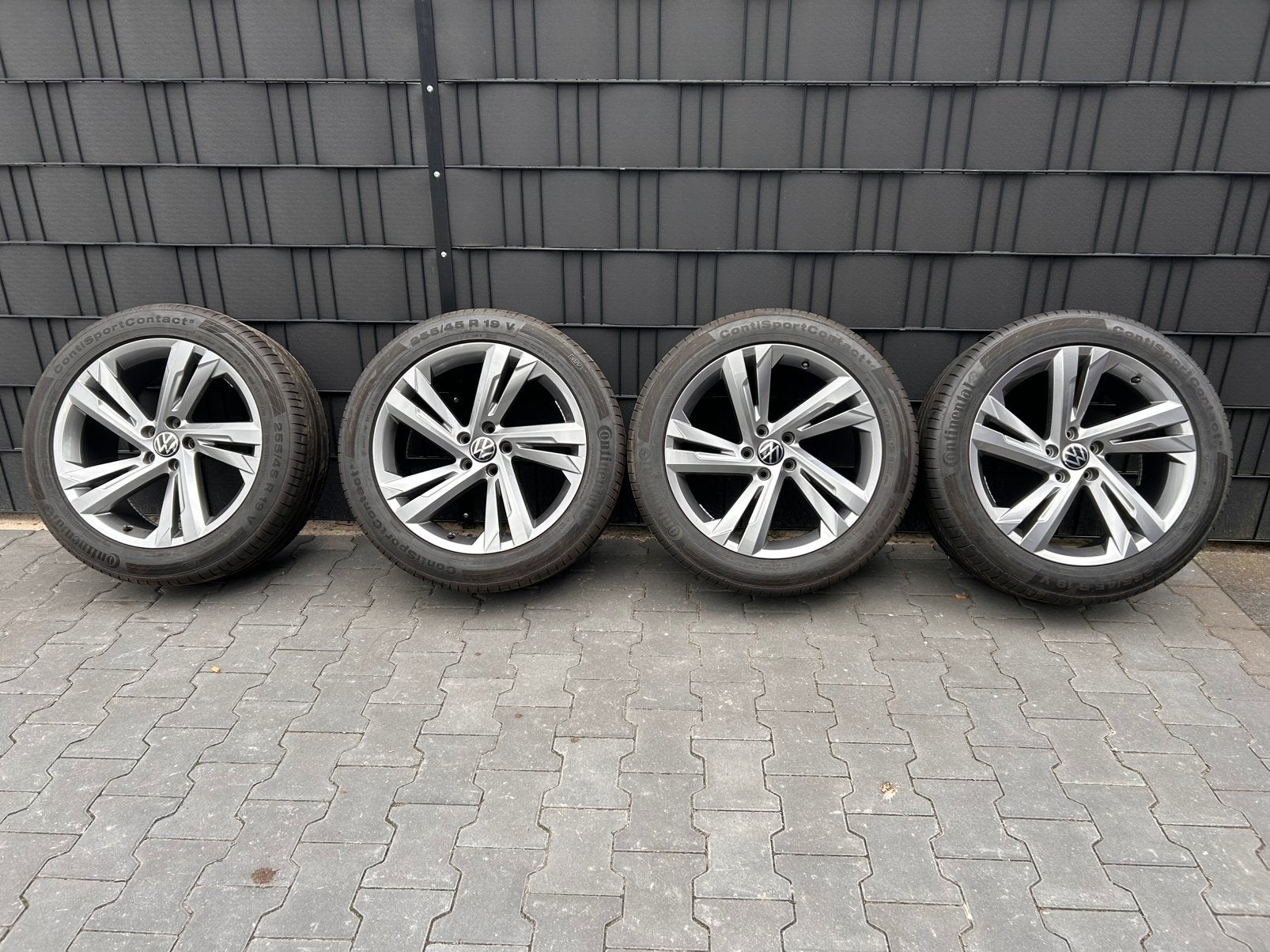 Vw tiguan originele velgen 19”, Auto-onderdelen, Banden en Velgen, 255 mm, Banden en Velgen, All Season, Personenwagen