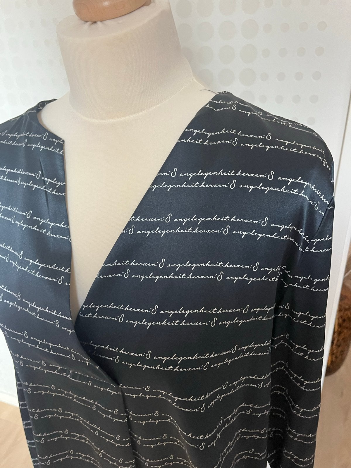 Herzen's Angelegenheit Zijden Blouse Maat 40, Kleding | Dames, Ophalen of Verzenden, Zo goed als nieuw, Maat 38/40 (M), Zwart