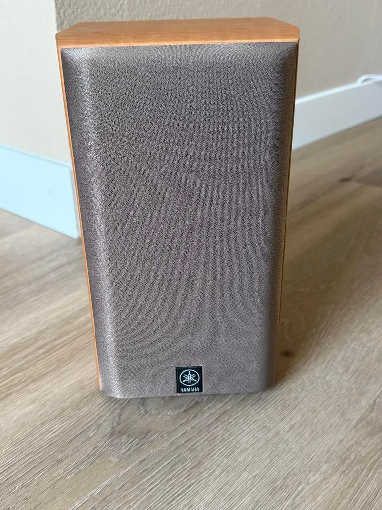 2x Yamaha NS-E55 Boekenplank Speaker - Hoge Kwaliteit Geluid, Zo goed als nieuw, 120 watt of meer, Front, Rear of Stereo speakers