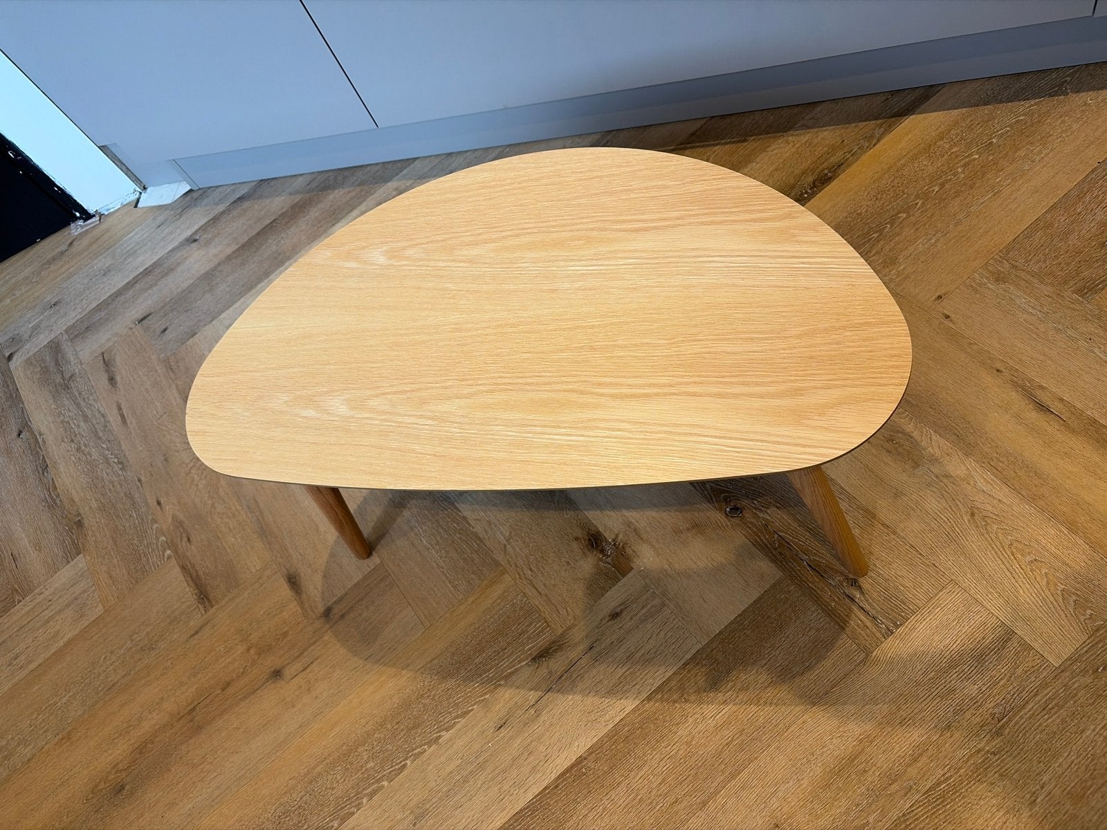 SKLUM Bijzettafel - Stijlvol en Compact, Ophalen, Minder dan 45 cm, 55 tot 75 cm, Zo goed als nieuw
