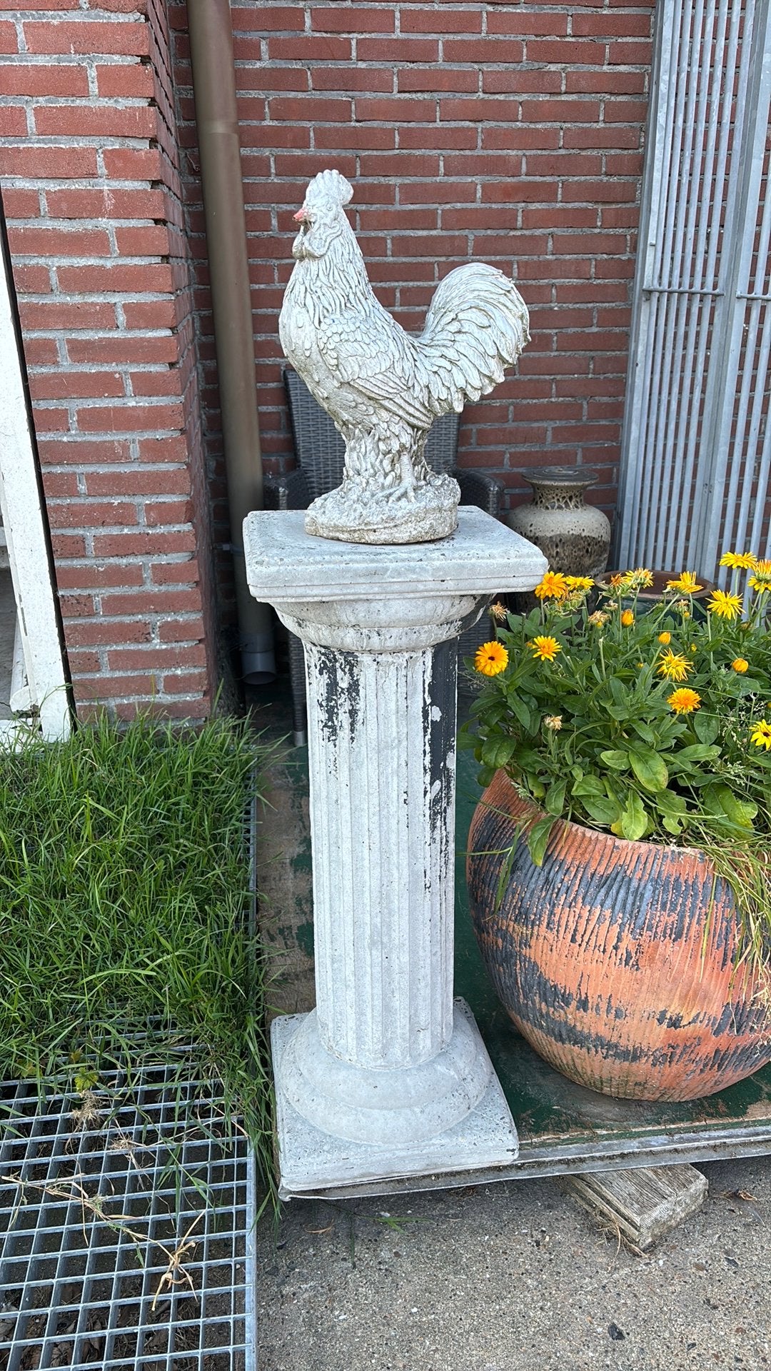 Tuin sokkel, Ophalen