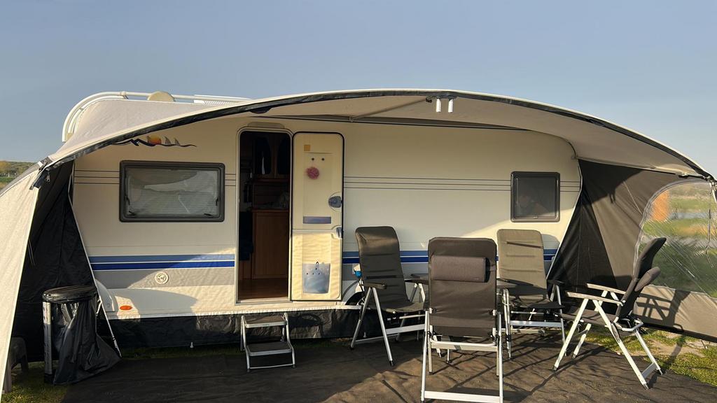 Hobby excellent easy 540, Caravans en Kamperen, Caravans, Particulier, tot en met 4, 1250 - 1500 kg, Rondzit, Hobby, Frans bed