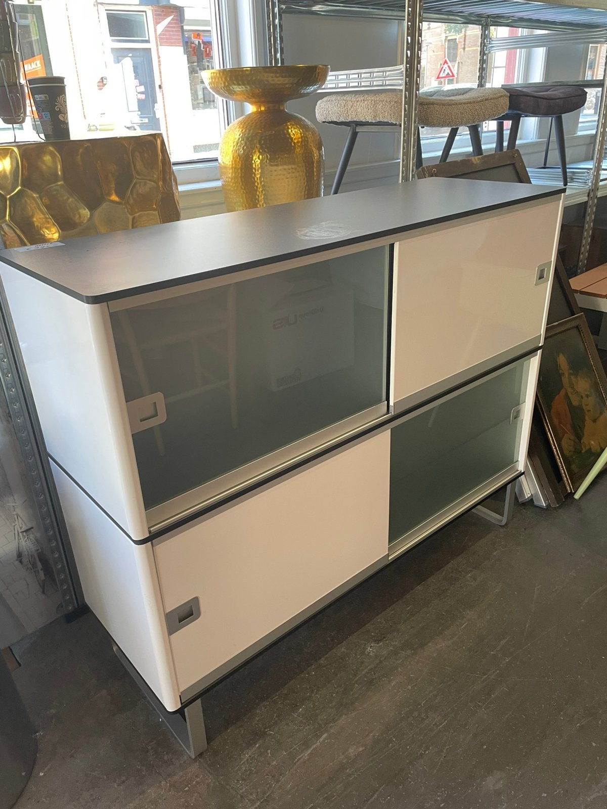 Mūller design kast, Ophalen, 100 tot 150 cm, Design, Glas