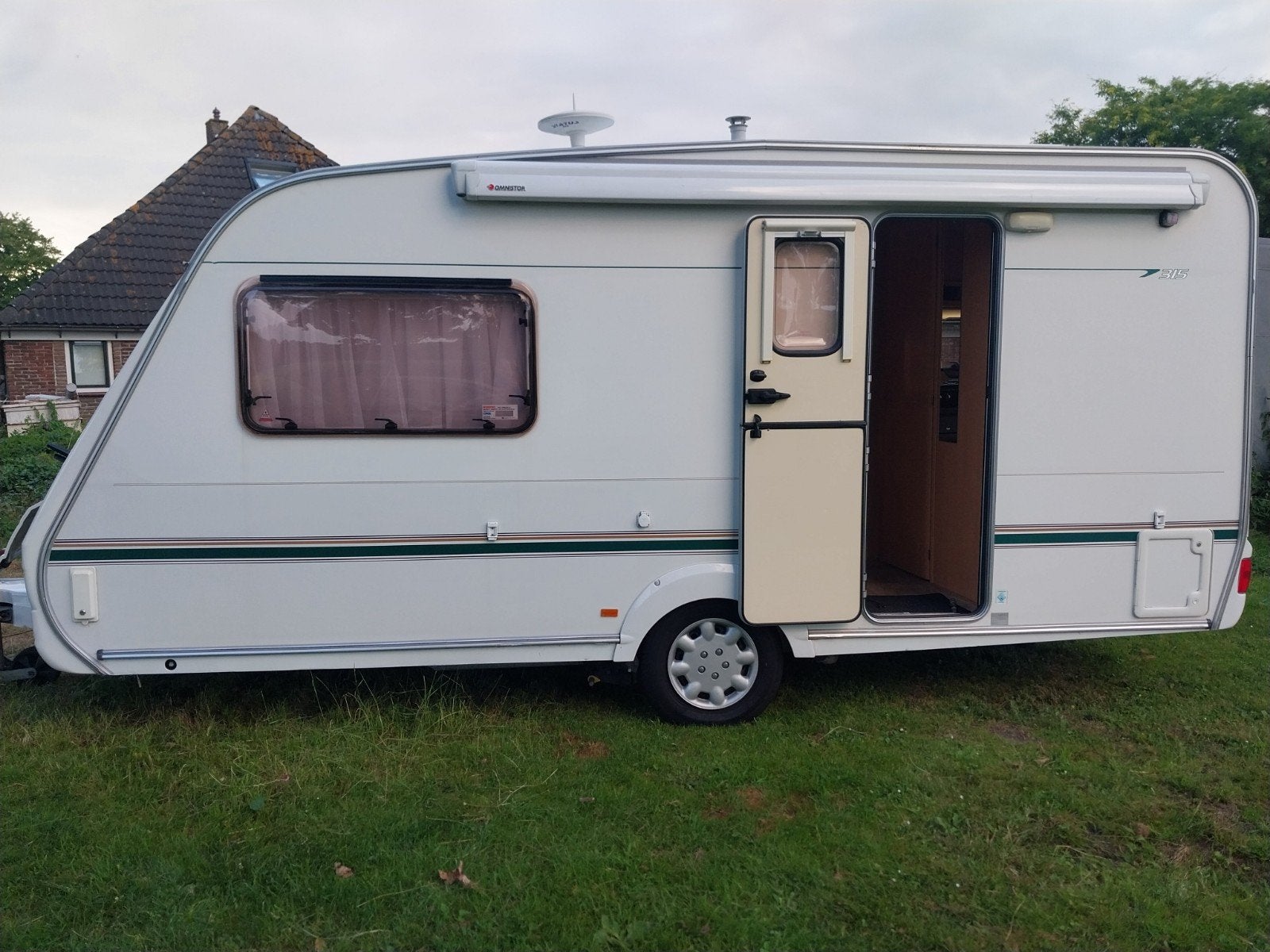 Swift aventura 315 mover airco luifel, Rondzit, Tot en met 3, Particulier, Luifel