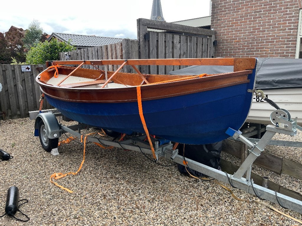 Sloep, Watersport en Boten, 4 m, Elektrisch, 2 m, Buitenboordmotor