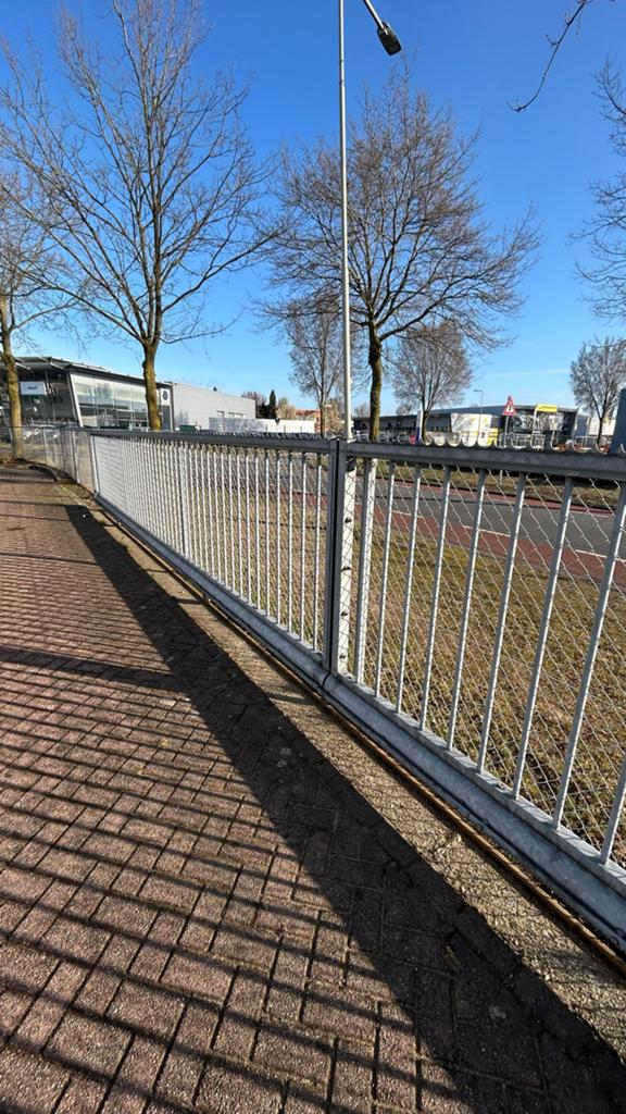 Rolpoort ca15m lang (gegalvaniseerd), Tuin en Terras, Ophalen, Gebruikt, 100 tot 150 cm, Schuifpoort