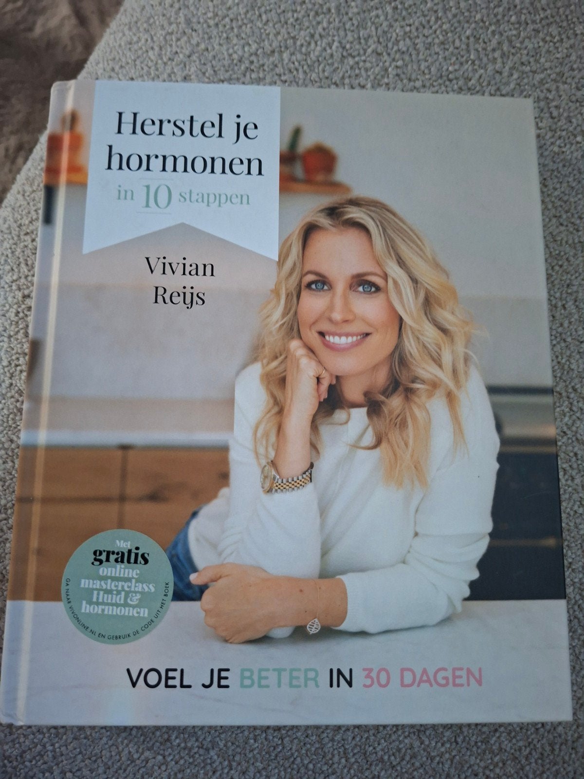 Herstel je hormonen in 10 stappen - Vivian Reijs, Ophalen of Verzenden, Zo goed als nieuw, Gezondheid en Conditie, Vivian Reijs