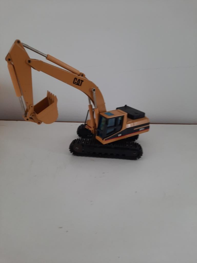 Cat 325 excavator, Ophalen