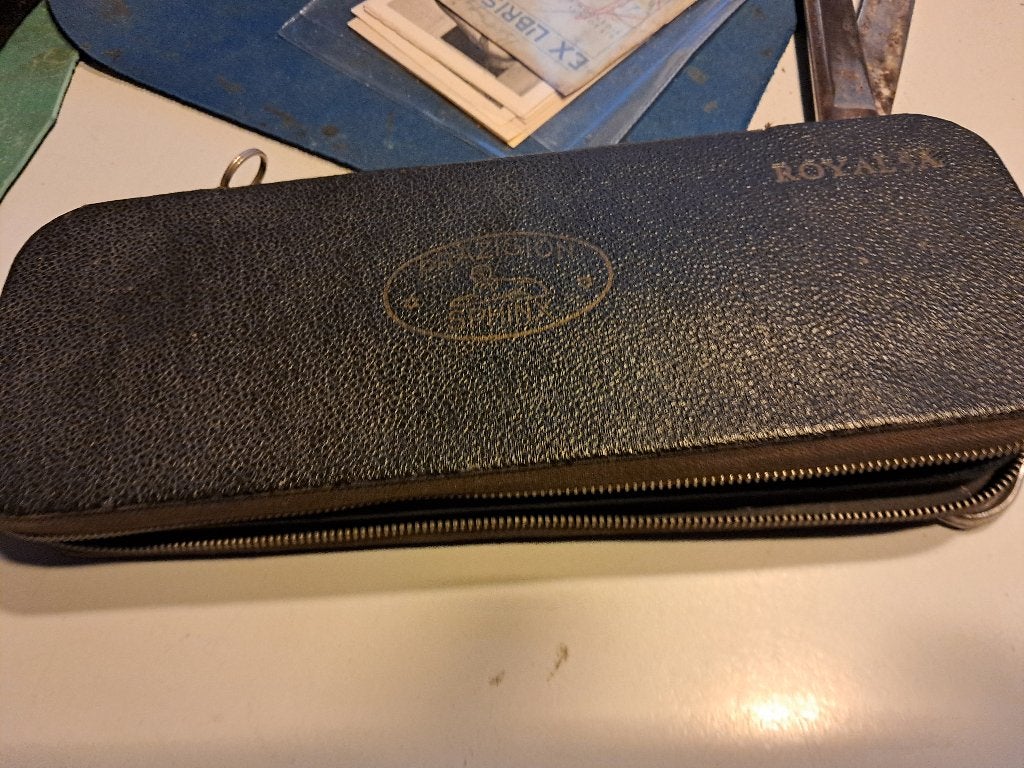 Passerset antieke vintage, prazision-spinx-royalta-etui, Ophalen of Verzenden