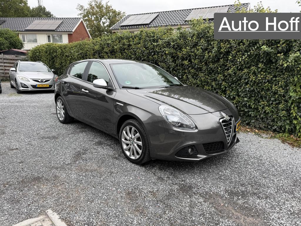 Alfa Romeo Giulietta 1.4 T Distinctive | Autom. Airco | Crui, Auto's, Voorwielaandrijving, Stof, Gebruikt, Euro 6