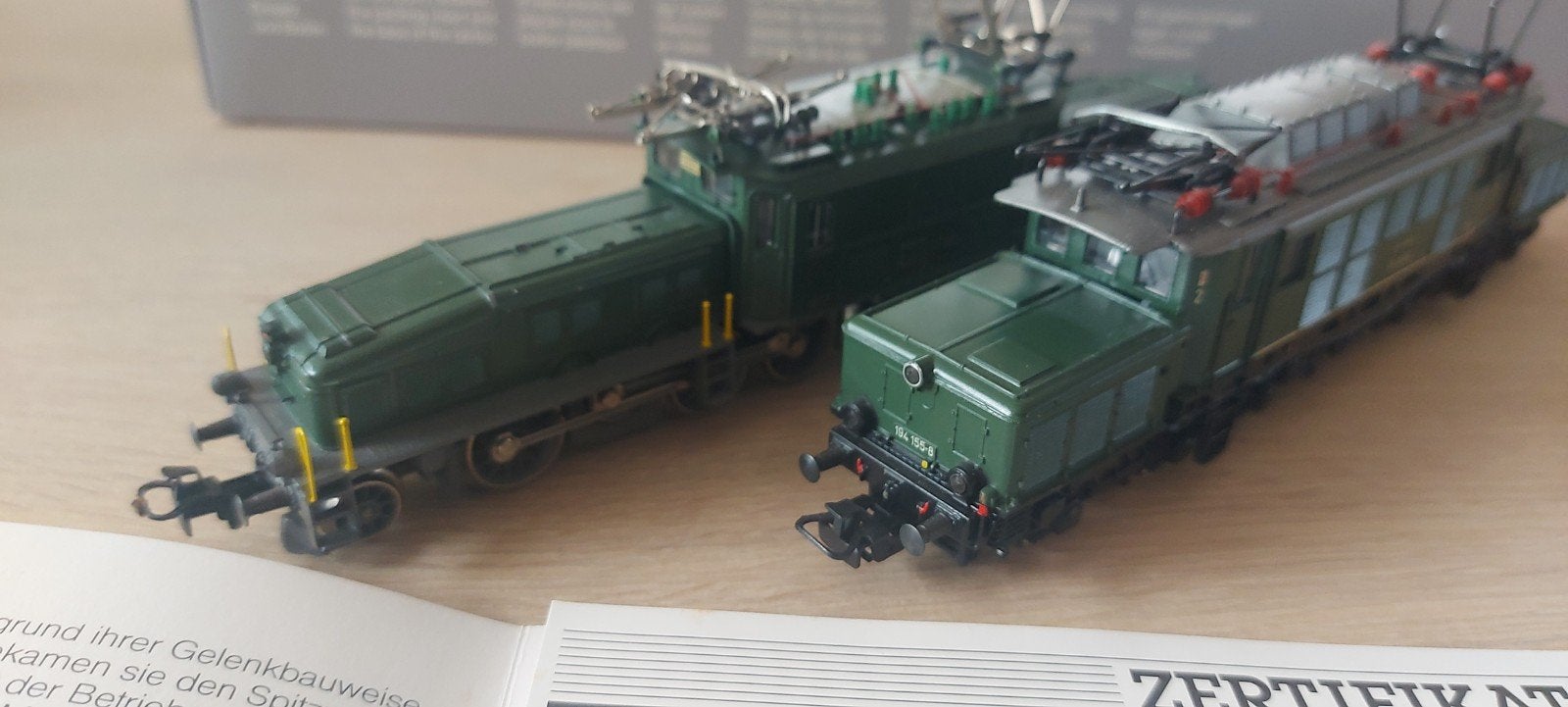 2 dlg Märklin SBB/DB digitale krokoset artnr 3300 in ovp, Ophalen of Verzenden, Wisselstroom, Locomotief, Märklin