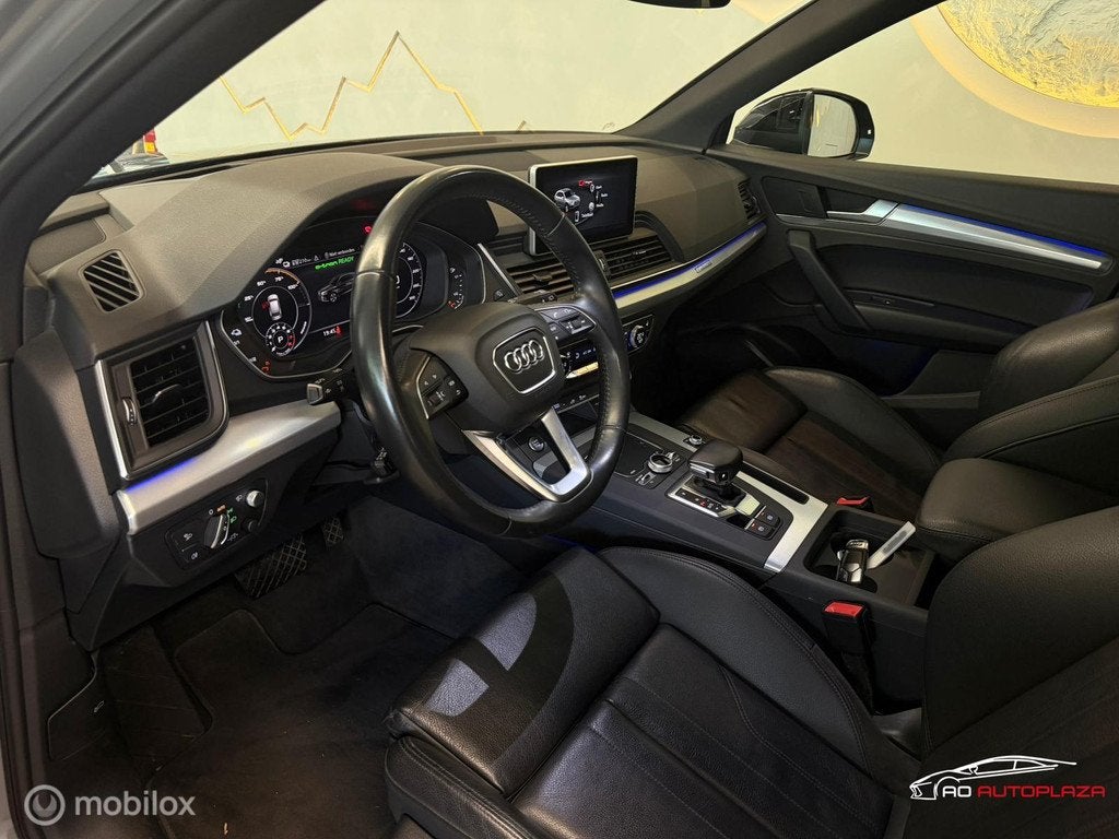 Audi Q5 50 TFSI e quattro S-line Panorama/SQ5 diffuser/HUD/L, Auto's, Automaat, 2005 kg, 1750 kg, Zwart