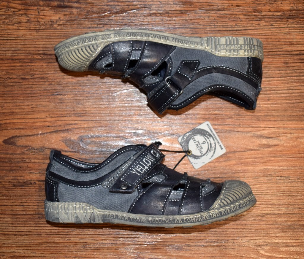 YELLOW CAB - leren sandalen Dark Grey - maat 35, Overige typen, Nieuw, Ophalen of Verzenden, Jongen