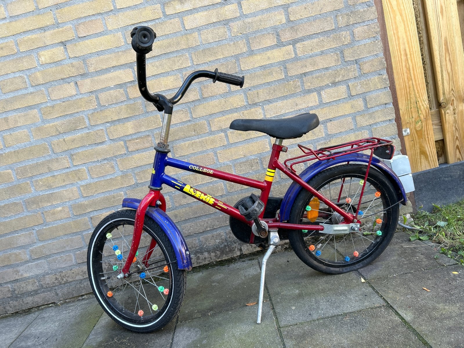 Loekie jongensfiets 16 inch - opknapper, Fietsen en Brommers, Fietsen | Kinderfietsjes, Ophalen, Gebruikt, Terugtraprem, 16 tot 20 inch