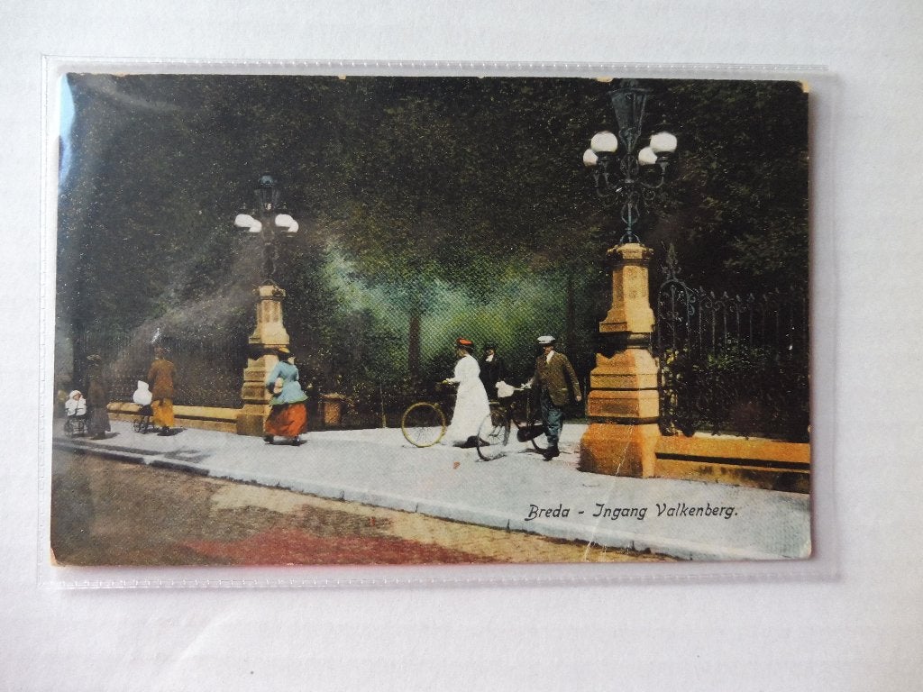 Briefkaart/Ansichtkaart-Breda-ingang Valkenberg– 1920/1940, Verzenden, 1920 tot 1940, Gelopen, Noord-Brabant