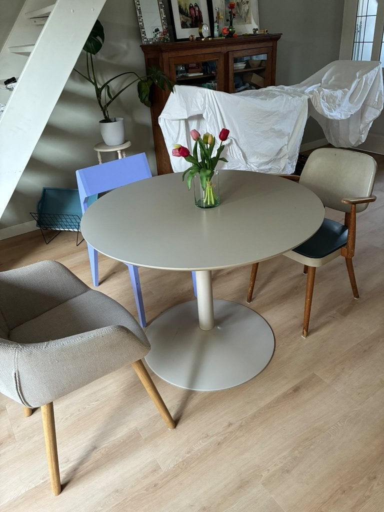 Tafel Menorca van Westwing, kleur: mat beige, Ophalen, 50 tot 100 cm, Rond, 50 tot 100 cm