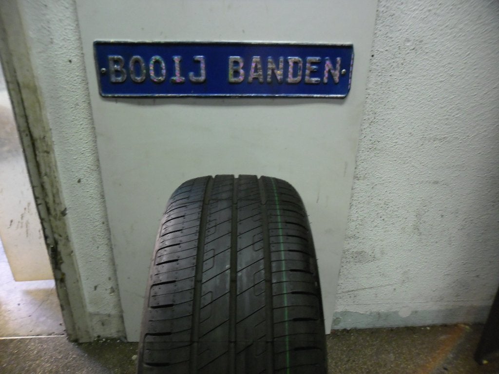 205 45 17 nieuwe goodyear efficientgrip, Auto-onderdelen, Banden en Velgen, Banden en Velgen, Nieuw, 17 inch, Personenwagen