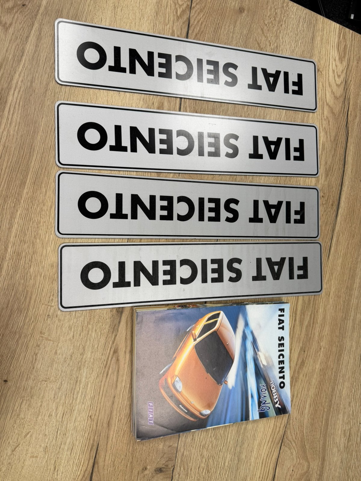 Fiat Seicento showroom platen, Ophalen