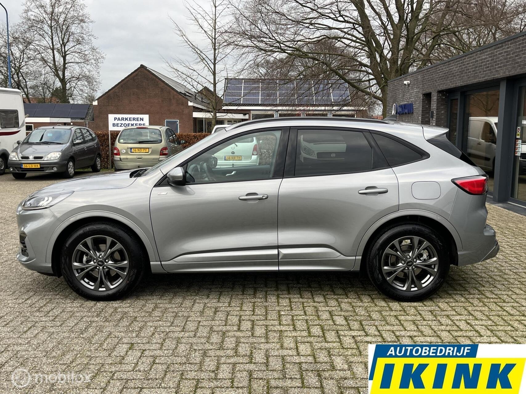 Ford Kuga 1.5 EcoBoost ST-Line Trekhaak, Auto's, Voorwielaandrijving, Automatische klimaatregeling, Bedrijf, Handgeschakeld