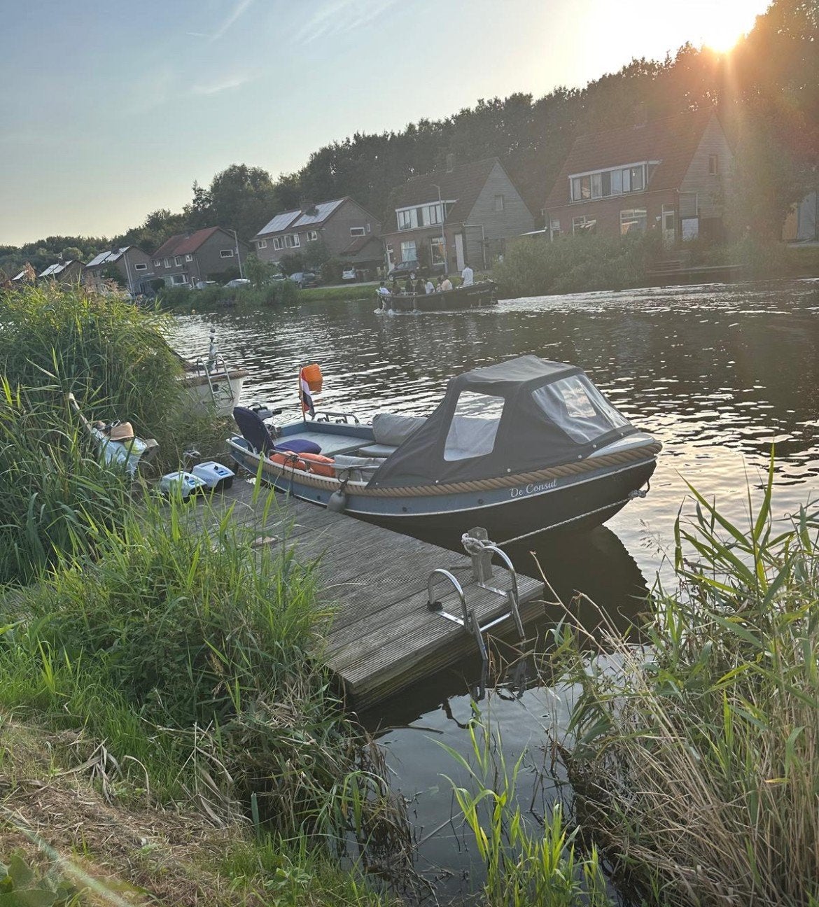 Leuke grachtensloep van staal met 20 pk motor, uit 2022., Watersport en Boten, Ophalen, Gebruikt, Drie personen of meer, Overige typen