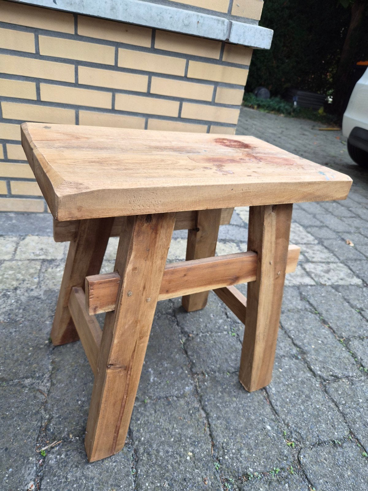 Robuust houten krukje - Handgemaakt, Ophalen, Gebruikt, Hout
