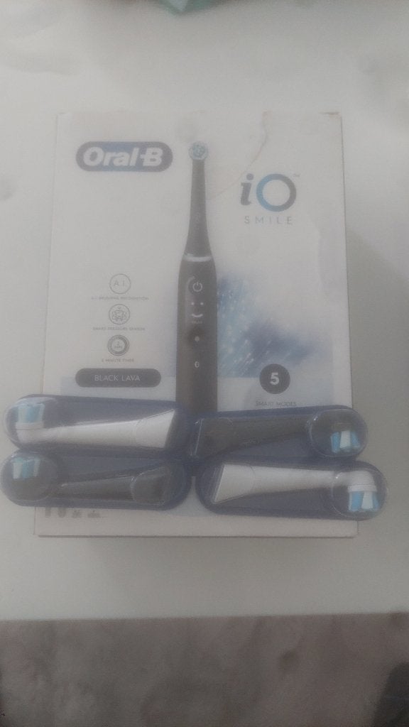 OralB io 5 smile + 4 opzetborstel, Ophalen of Verzenden, Nieuw, Mondverzorging