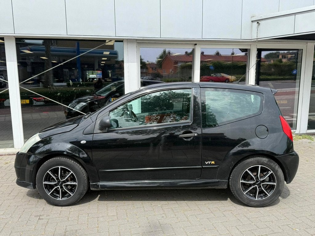 Citroen C2 1.4i VTR, Voorwielaandrijving, Zwart, 4 cilinders, 4 stoelen