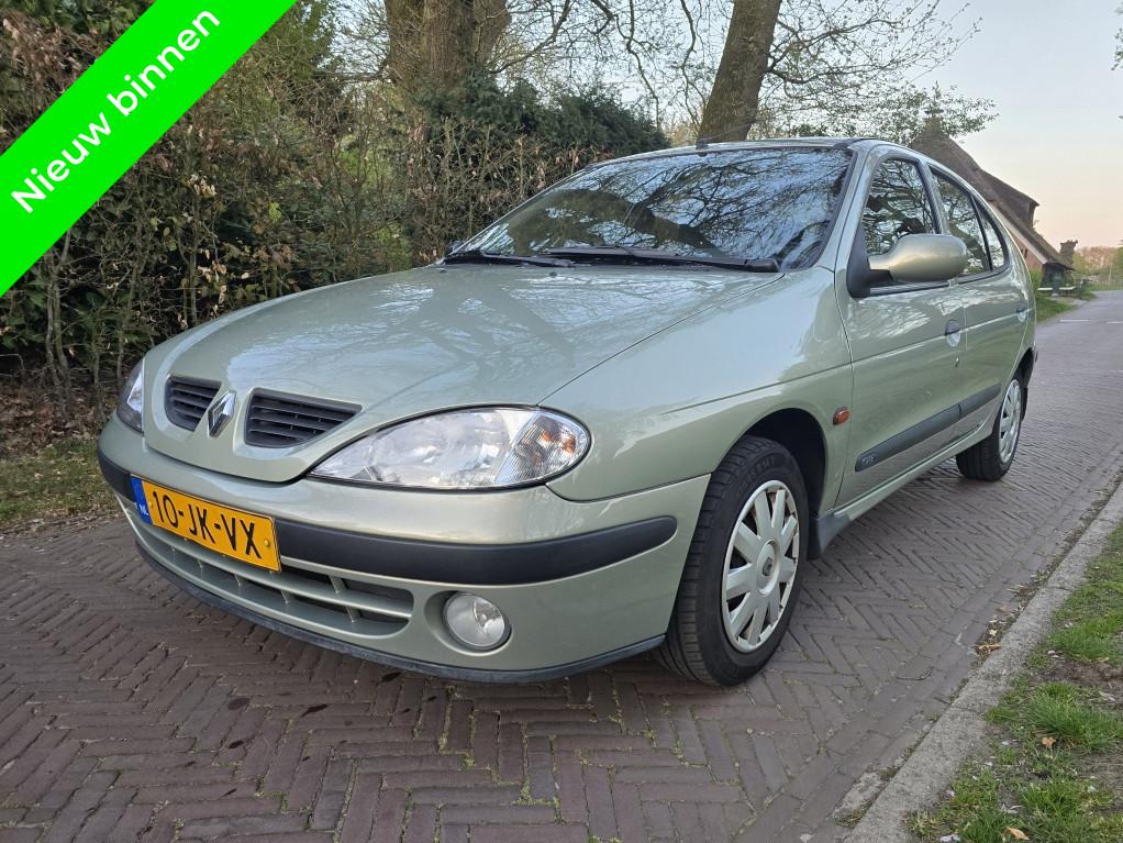 Renault Mégane 1.4-16V Expression (bj 2002), Auto's, Renault, Bedrijf, Te koop, Mégane, ABS, Airbags, Airconditioning, Alarm, Boordcomputer