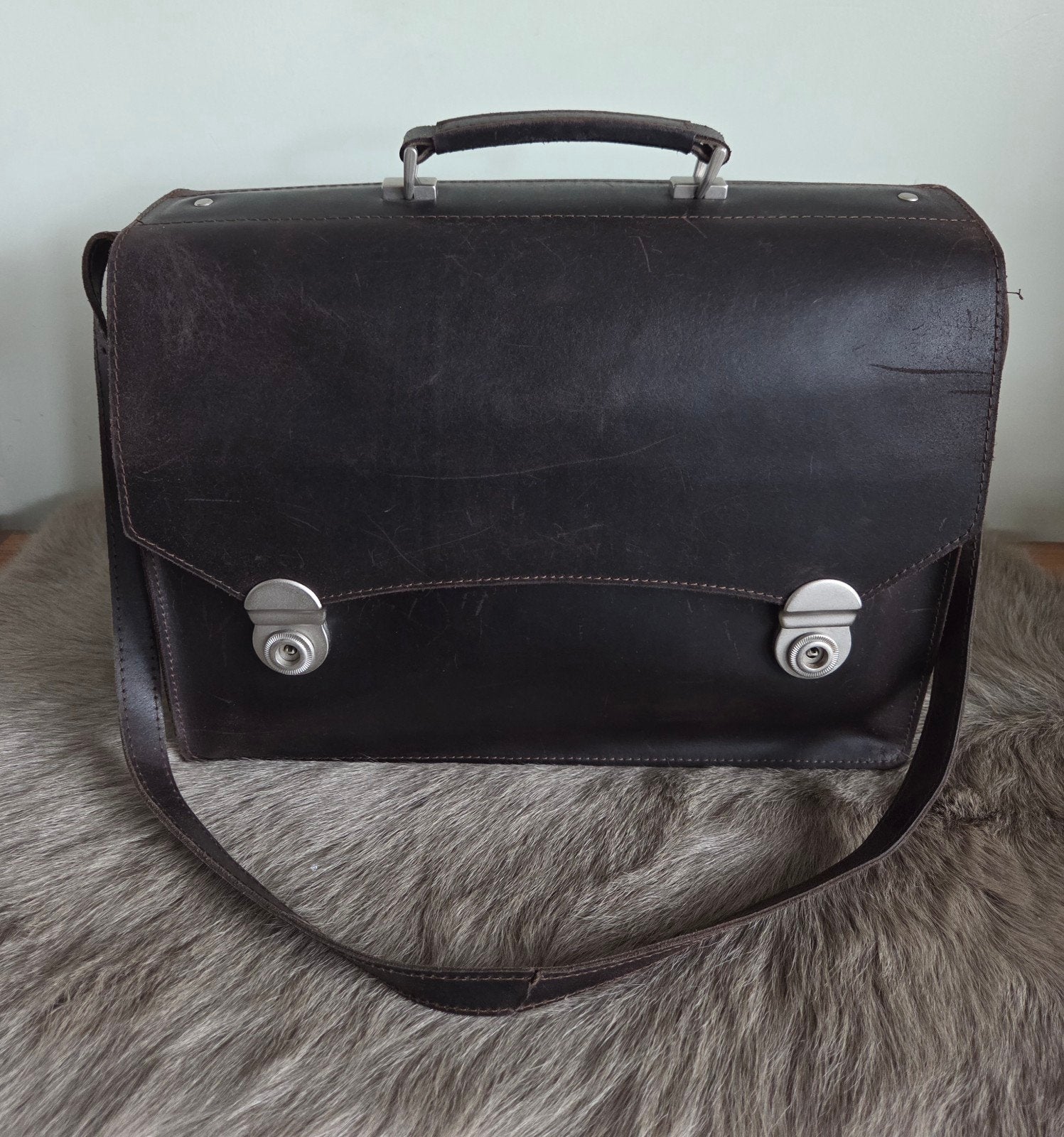 Plevier Leren Aktetas / Laptoptas 15.6 inch – Vintage Bruin, Ophalen, Gebruikt, Bruin, Aktetas of Boekentas