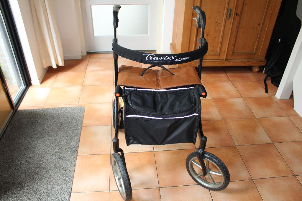 Rollator travixx traveller, Diversen, Ophalen, Opvouwbaar, Gebruikt