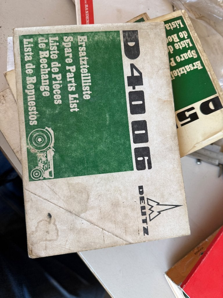 Onderdelen lijst deutz 4006, Ophalen of Verzenden, Gelezen, Catalogus