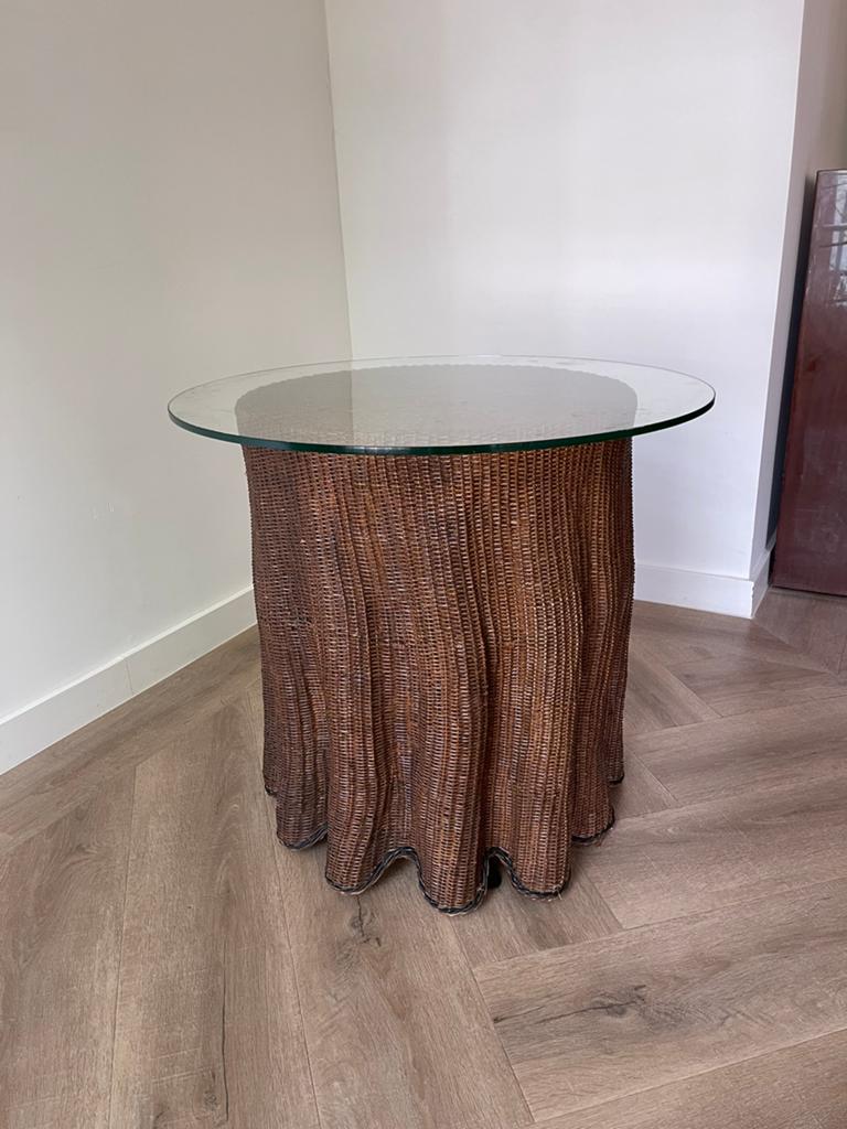 Vintage Handmade Wicker “Ghost” Side Table, Huis en Inrichting, Tafels | Bijzettafels, Ophalen, Gebruikt, Rond, 75 cm of meer