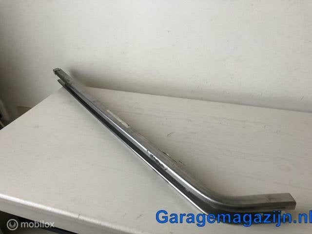 Schuifdeurrail rechts Volkswagen Caddy kort  2K0843872 E, Gebruikt, Volkswagen, Ophalen of Verzenden, Volkswagen