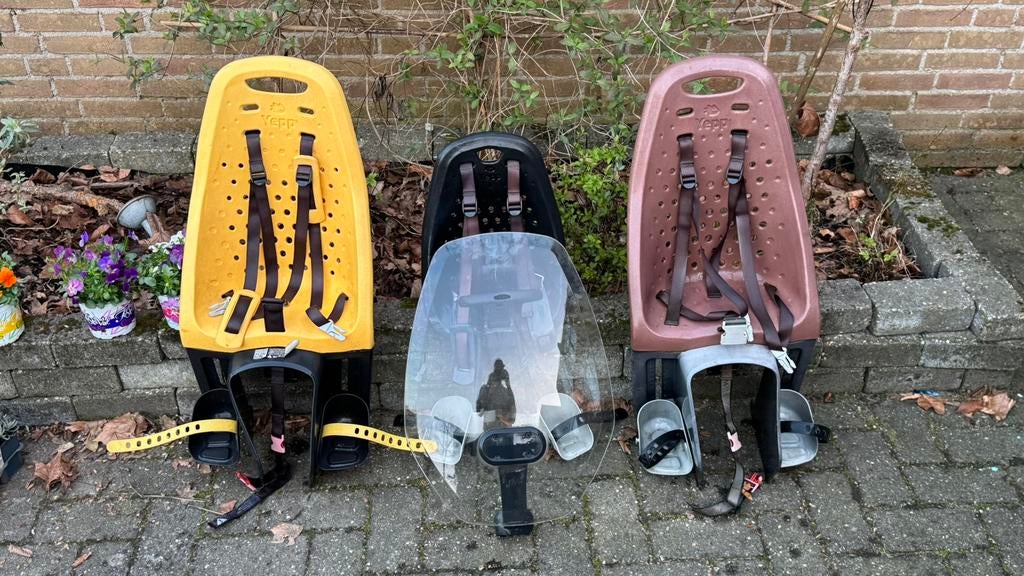 Drie fietsstoeltjes Yepp, Ophalen, Gebruikt